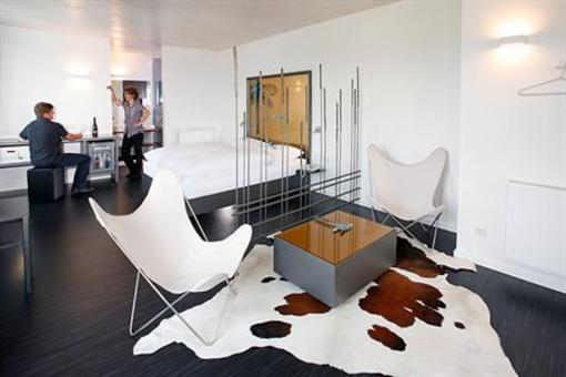 фото отеля Hotel Schönbuch Pliezhausen