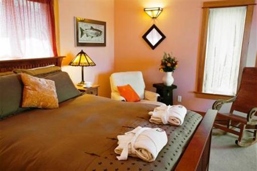 фото отеля Craftsman Bed and Breakfast