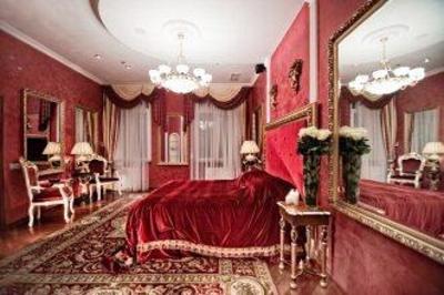 фото отеля Royal Deluxe Hotel