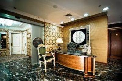 фото отеля Royal Deluxe Hotel