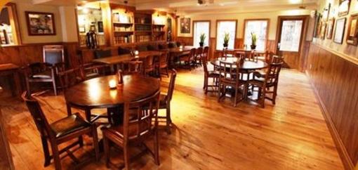 фото отеля The Bear's Paw Inn Sandbach