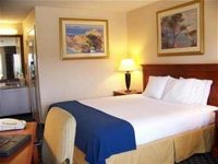 Coastside Inn