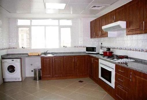 фото отеля Ramee Guestline Hotel Apartment 3