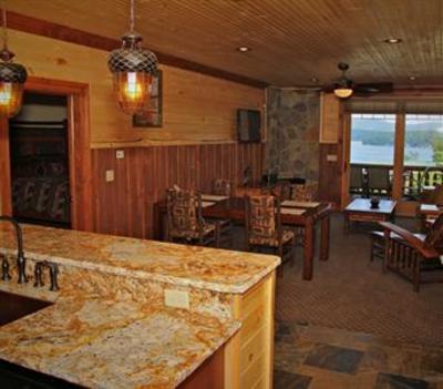 фото отеля Lodges at Cresthaven