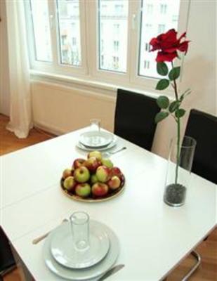 фото отеля Vienna Deluxe Apartment Josefinengasse