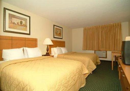 фото отеля Quality Inn South
