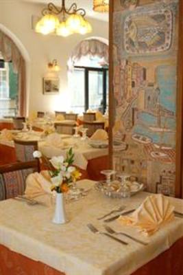 фото отеля Albergo Degli Amici