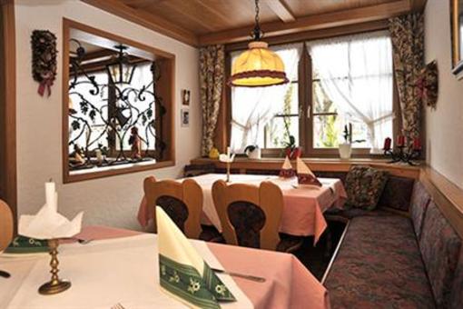 фото отеля Hotel Gasthof Hirschen Wieden