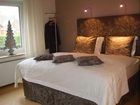 фото отеля Bed & Breakfast Haus Unter Den Linden