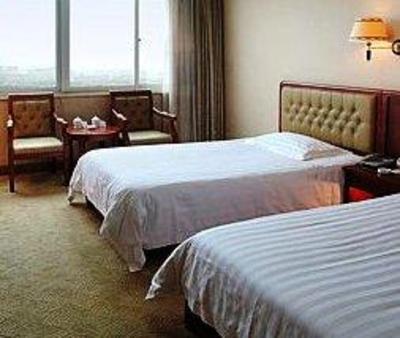 фото отеля Chengde Business Hotel