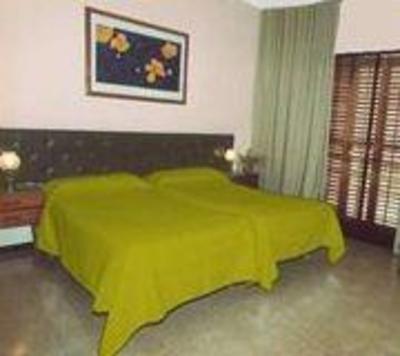 фото отеля Hostal Residencia Catalina