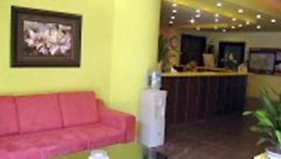 фото отеля Home Inn (Weifang Dongfeng East Street)