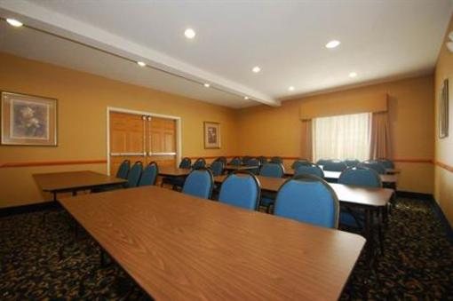 фото отеля BEST WESTERN Carrollton Inn & Suites