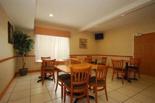 фото отеля BEST WESTERN Carrollton Inn & Suites