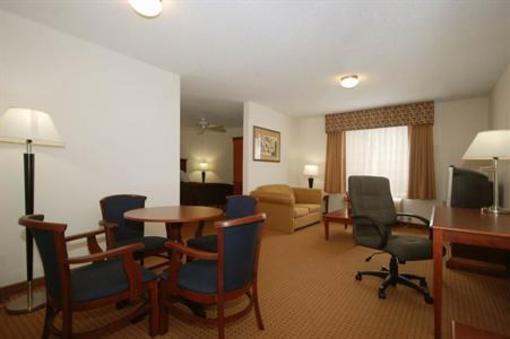 фото отеля BEST WESTERN Carrollton Inn & Suites