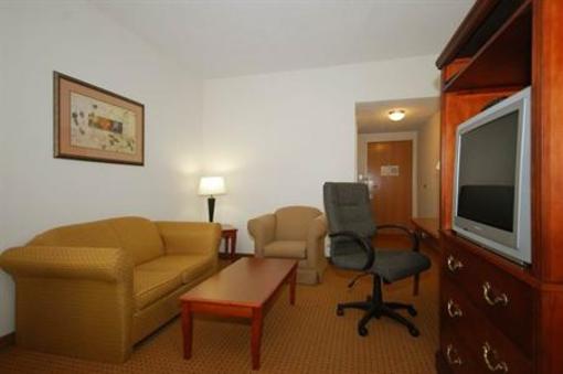 фото отеля BEST WESTERN Carrollton Inn & Suites