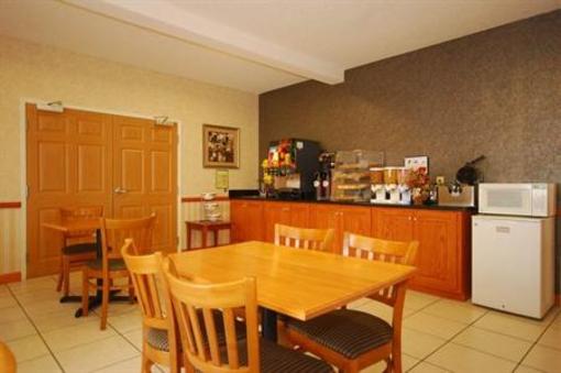 фото отеля BEST WESTERN Carrollton Inn & Suites