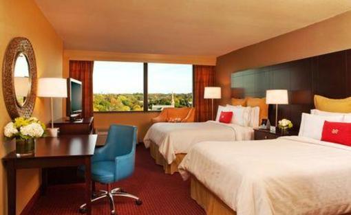 фото отеля Crowne Plaza Boston-Newton Hotel