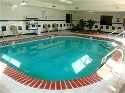 фото отеля Luxury Inn & Suites Troy (Missouri)