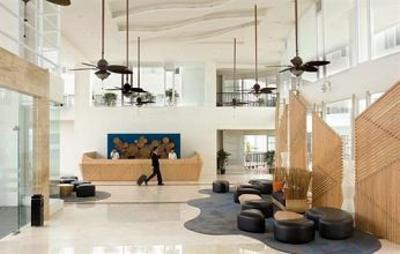 фото отеля Hotel Santika Bangka