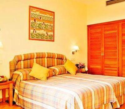 фото отеля Hotel Golf Santa Ponsa Calvia