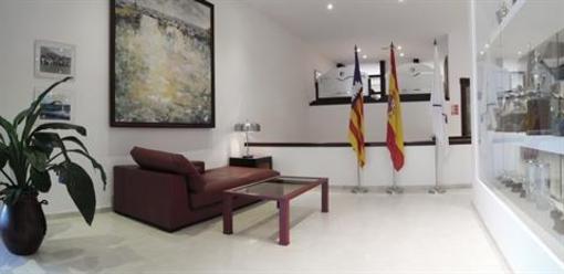 фото отеля Hotel Golf Santa Ponsa Calvia