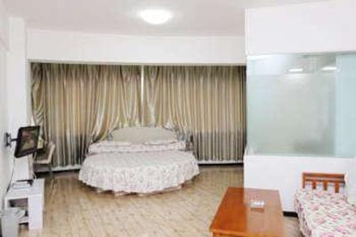 фото отеля Super 8 Hotel Chengde Huo Shen Miao