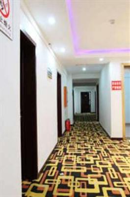 фото отеля Super 8 Hotel Chengde Huo Shen Miao