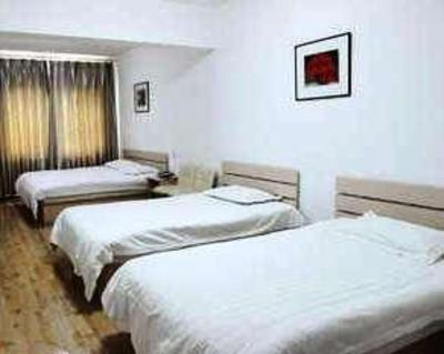 фото отеля Super 8 Hotel Chengde Huo Shen Miao