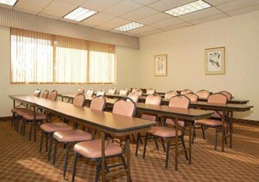 фото отеля Quality Inn, Mount Airy, NC
