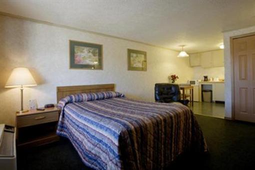 фото отеля Americas Best Value Inn - St. Clairsville Wheeling