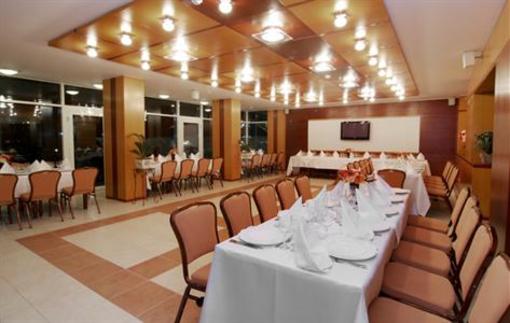 фото отеля Hotel Jasmine Brasov