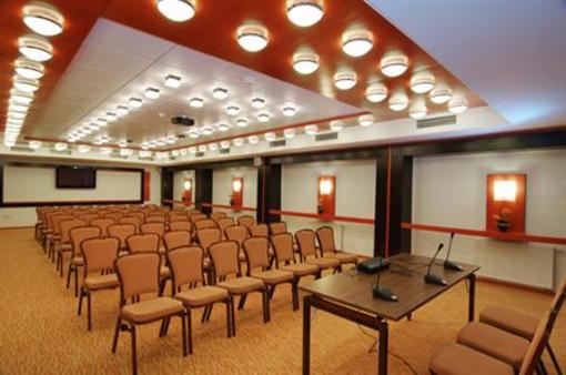 фото отеля Hotel Jasmine Brasov