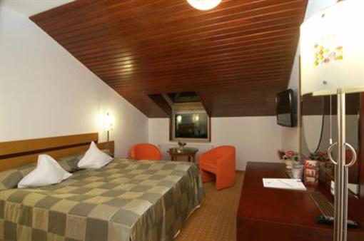 фото отеля Hotel Jasmine Brasov