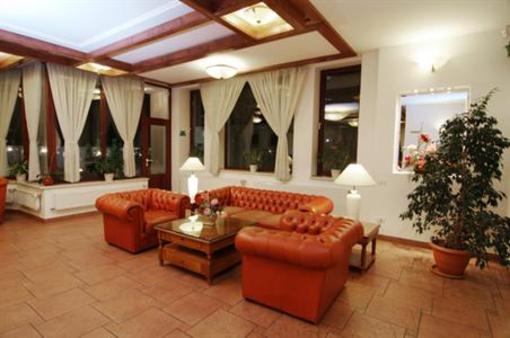 фото отеля Hotel Jasmine Brasov