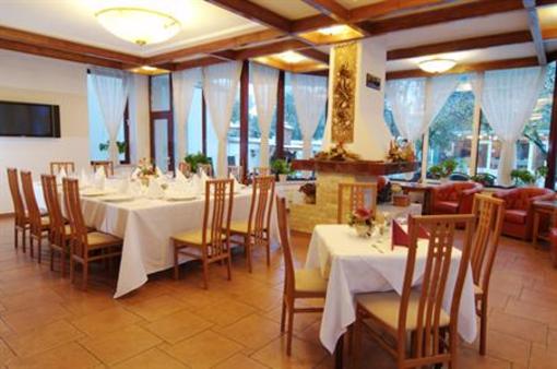 фото отеля Hotel Jasmine Brasov