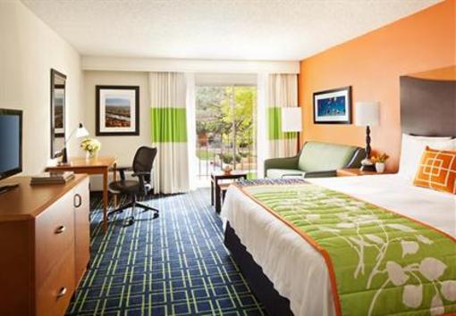 фото отеля Fairfield Inn Albuquerque University Area