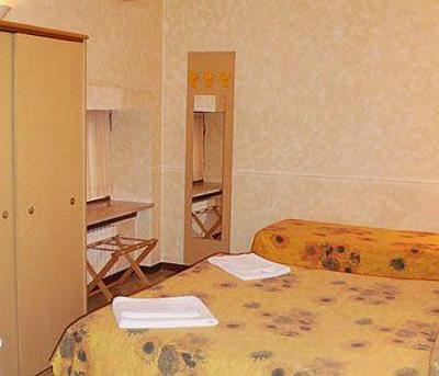 фото отеля Nettuno Hotel Milan
