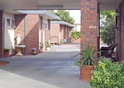 фото отеля Kardinia Park Motel