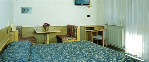 фото отеля Hotel Ai Pini