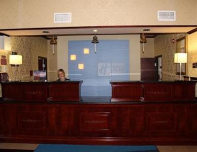 фото отеля Holiday Inn Express Hotel & Suites Newton Sparta