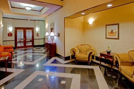 фото отеля Holiday Inn Express Hotel & Suites Newton Sparta