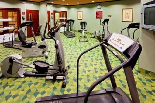 фото отеля Holiday Inn Express Hotel & Suites Newton Sparta