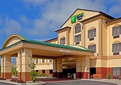 фото отеля Holiday Inn Express Hotel & Suites Newton Sparta