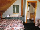 фото отеля Chancellor Peak Chalets Golden (British Columbia)