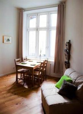 фото отеля Berlin Cribs Prenzlauer Berg