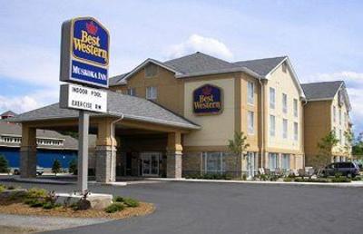 фото отеля BEST WESTERN PLUS Muskoka Inn