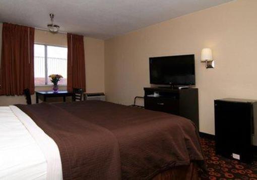 фото отеля Econo Lodge Inn & Suites Santa Fe