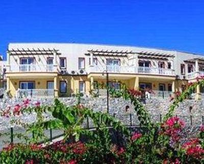 фото отеля Lakeside Garden Holiday Village