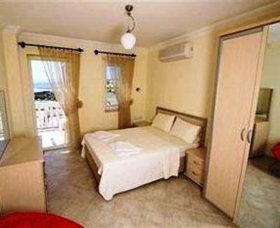 фото отеля Lakeside Garden Holiday Village